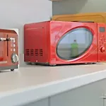 Elton House - Prime Location - Free Parking, Fast Wifi And Smart Tv By Yoko 度假居 雷德卡