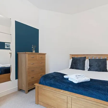 Elton House - Prime Location - Free Parking, Fast Wifi And Smart Tv By Yoko * Redcar