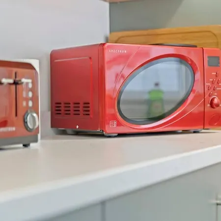 Elton House - Prime Location - Free Parking, Fast Wifi And Smart Tv By Yoko Ferienhaus Redcar