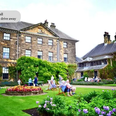 Ferienhaus Elton House - Prime Location - Free Parking, Fast Wifi And Smart Tv By Yoko